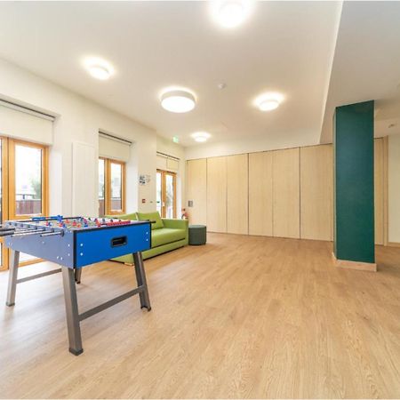 Joivy Affordable 3,4,5 And 12 Bed Private Flats Next To Royal Mile (Adults Only) Apartment Единбург Екстериор снимка