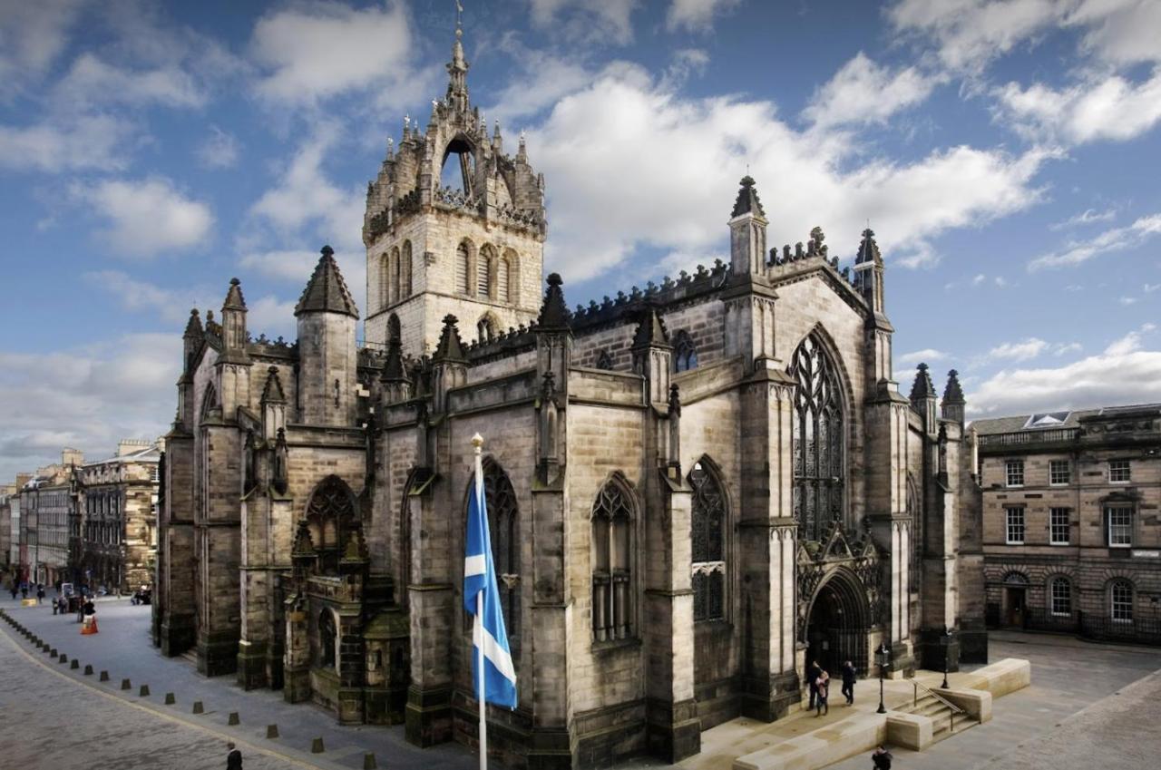 Joivy Affordable 3,4,5 And 12 Bed Private Flats Next To Royal Mile (Adults Only) Apartment Единбург Екстериор снимка