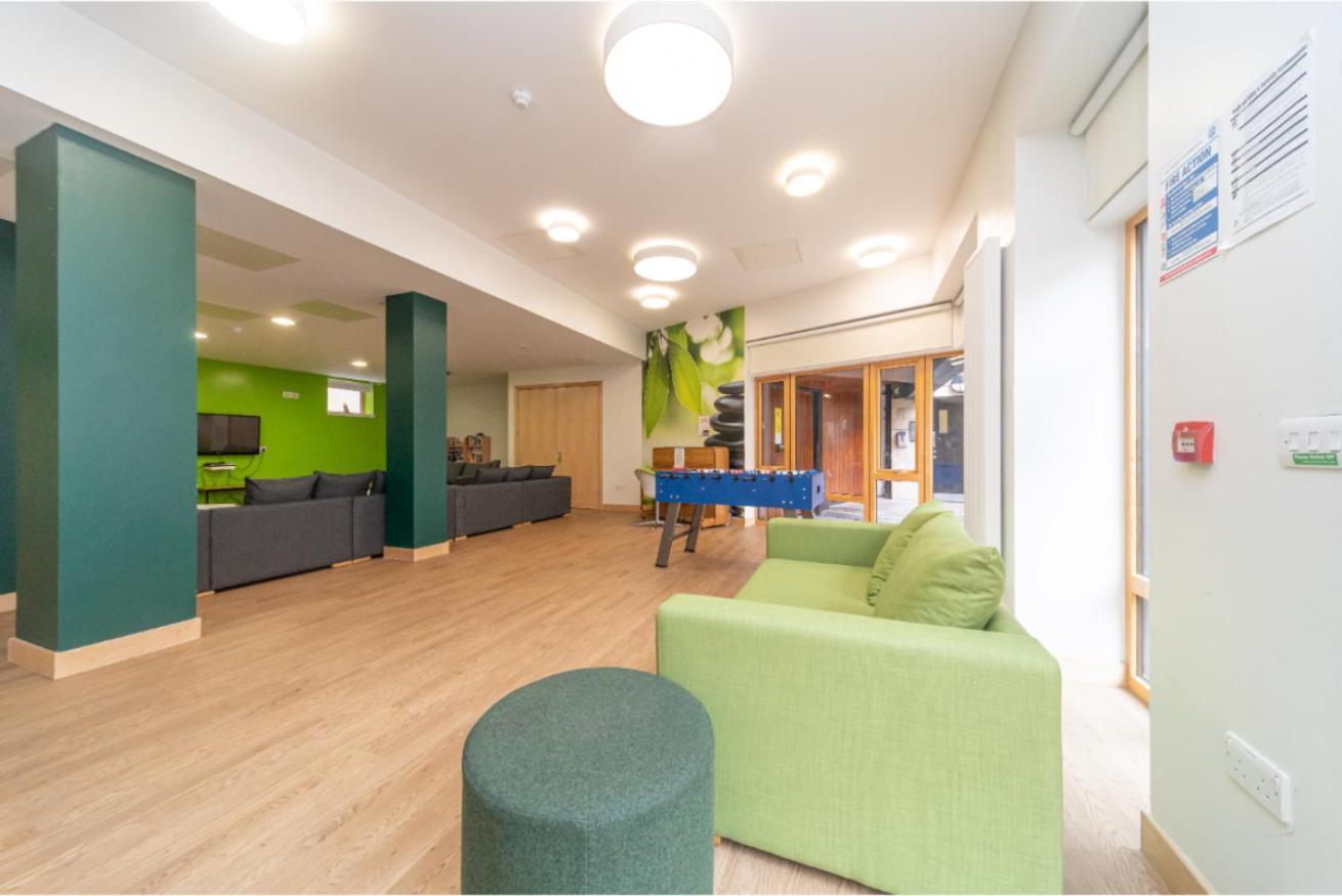 Joivy Affordable 3,4,5 And 12 Bed Private Flats Next To Royal Mile (Adults Only) Apartment Единбург Екстериор снимка